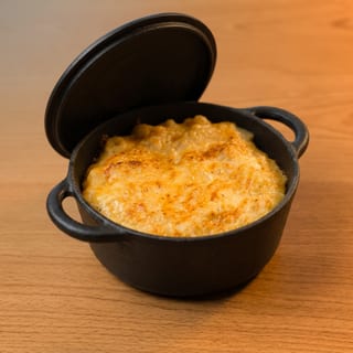 Cheddar Mac & Cheese